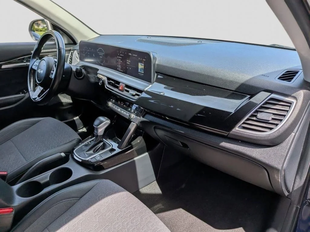 Used 2024 Blue Kia S image 24
