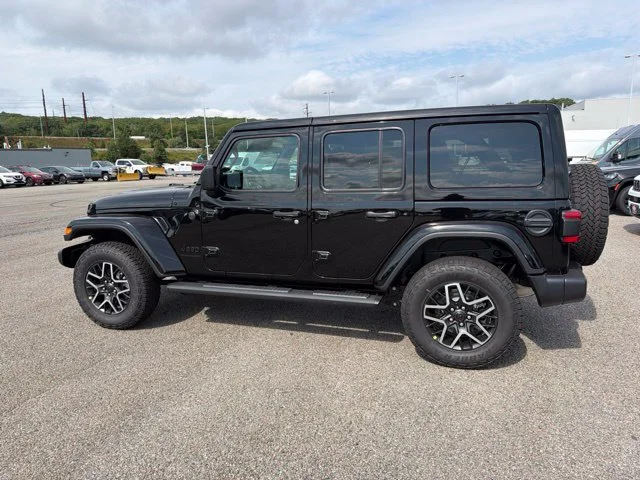 New 2027 Black Jeep Sahara image 4