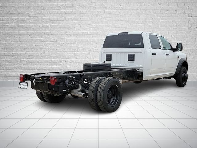 New 2026 Bright White Clear-Coat Exterior Paint RAM Tradesman image 4