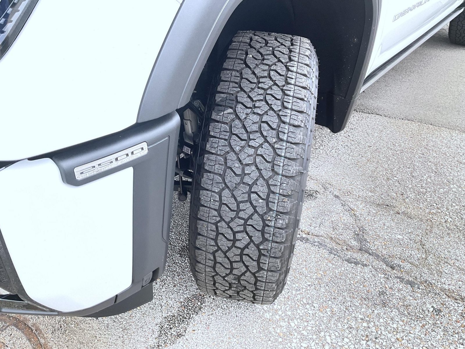 New 2026 Summit White GMC Denali image 24