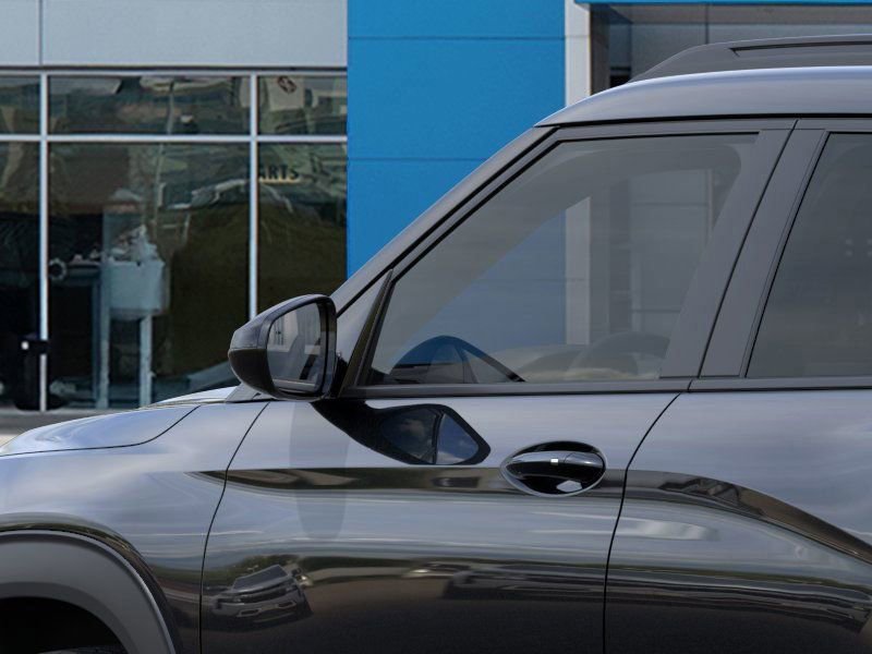 New 2026 Mosaic Black Metallic Chevrolet ACTIV image 12