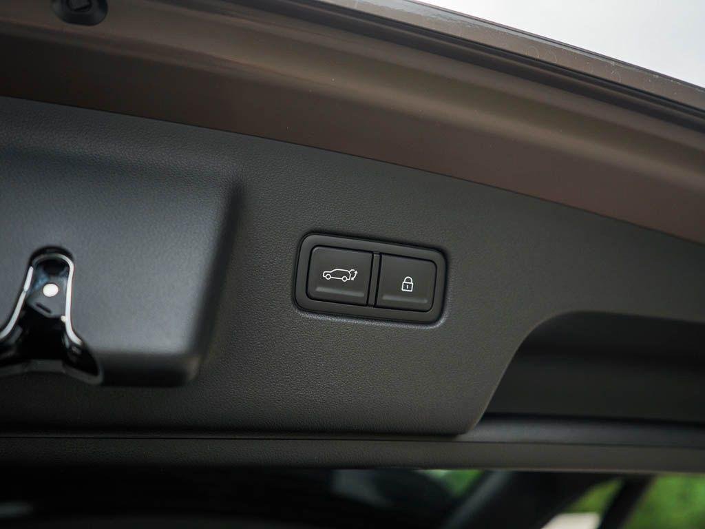 New 2026 Ecotronic Gray Pearl Hyundai Limited AWD image 36