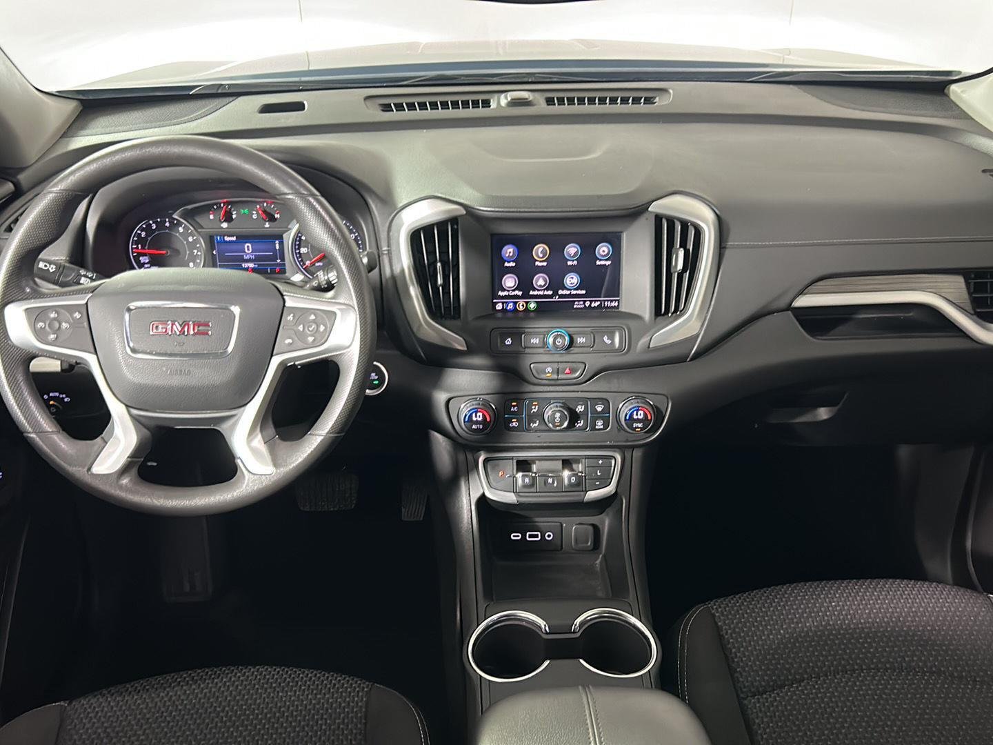 Used 2024 Downpour Metallic GMC SLE image 26