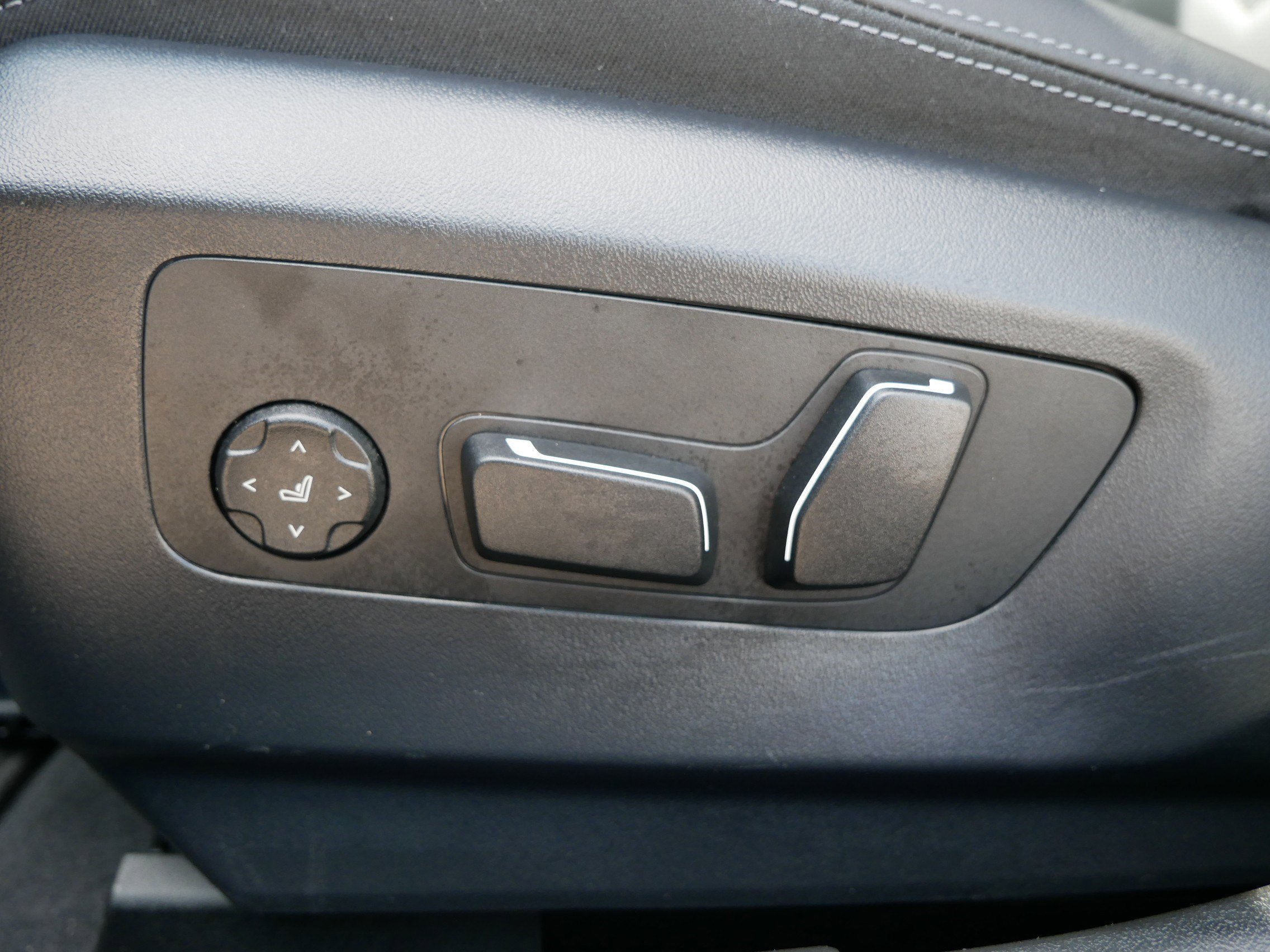 2024 BMW i5 40 - Photo 18