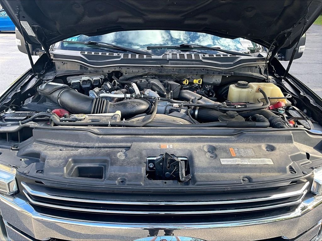 Used 2019 Black Metallic Ford Lariat image 29