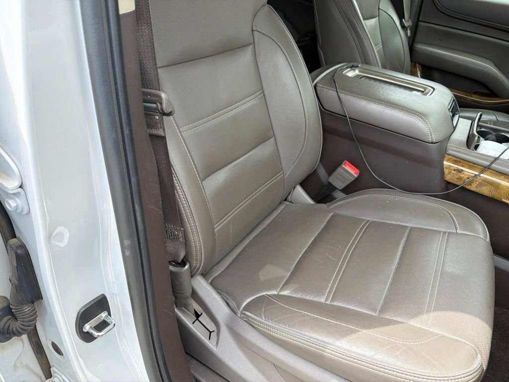Used 2016 White GMC Denali image 11