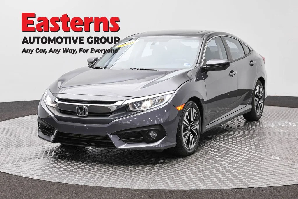 Used 2017 Gray Honda EX-T image 1