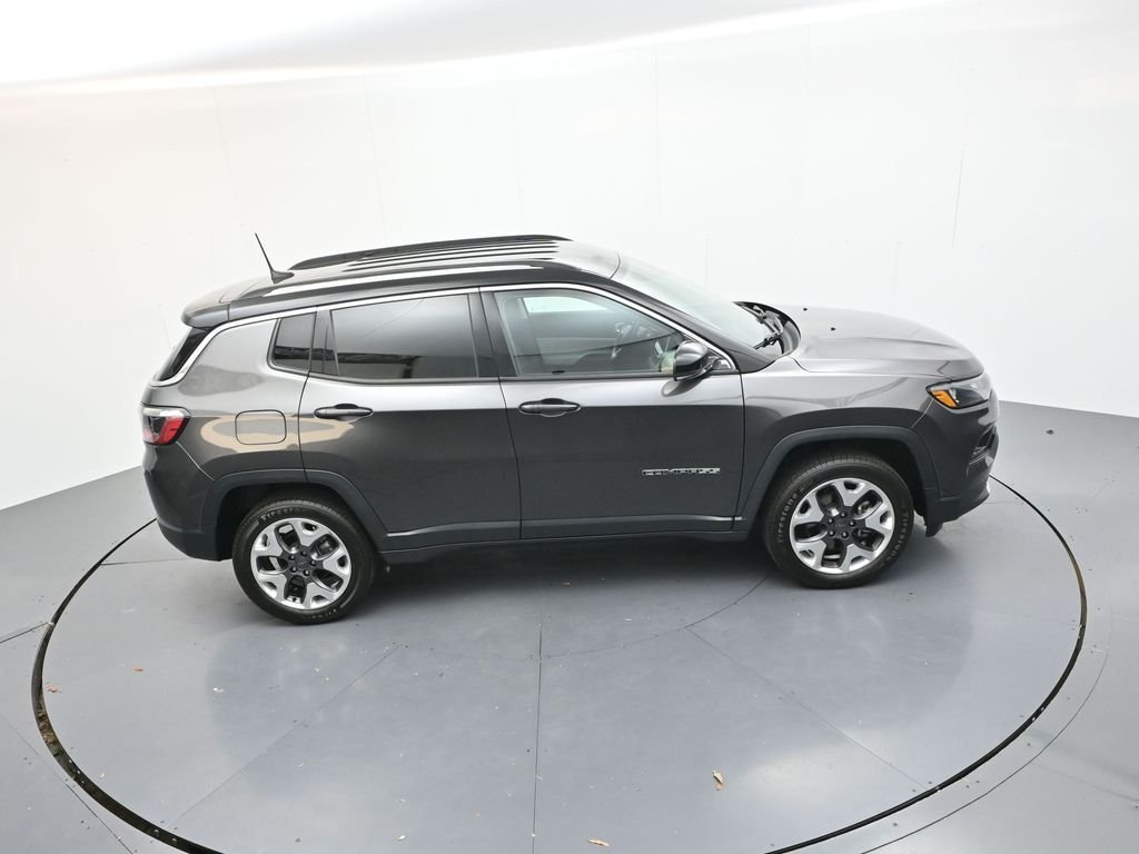 Used 2022 Crystal Metallic Jeep Limited image 26