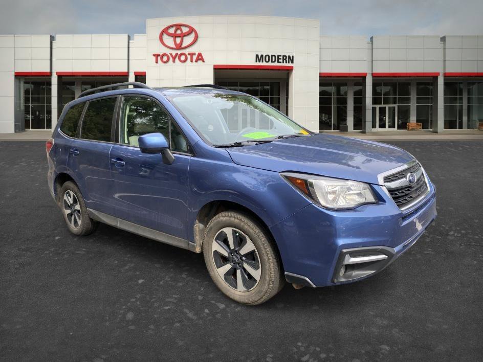 Used 2018 Quartz Blue Pearl Subaru Premium image 3
