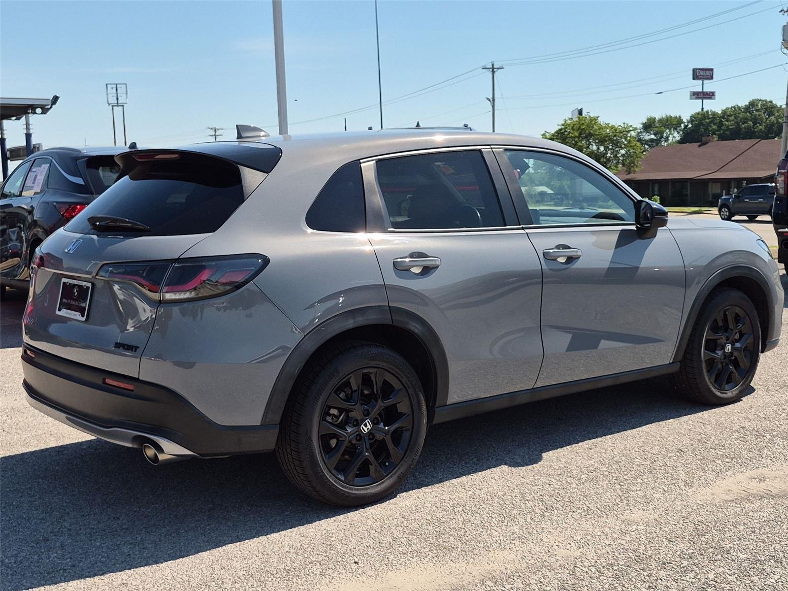 Used 2023 Urban Gray Pearl Honda Sport image 5