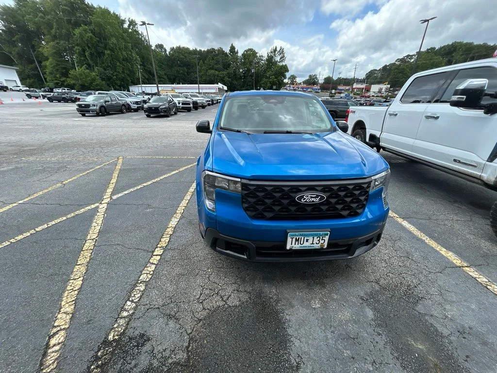 Used 2025 Blue Ford XLT image 1