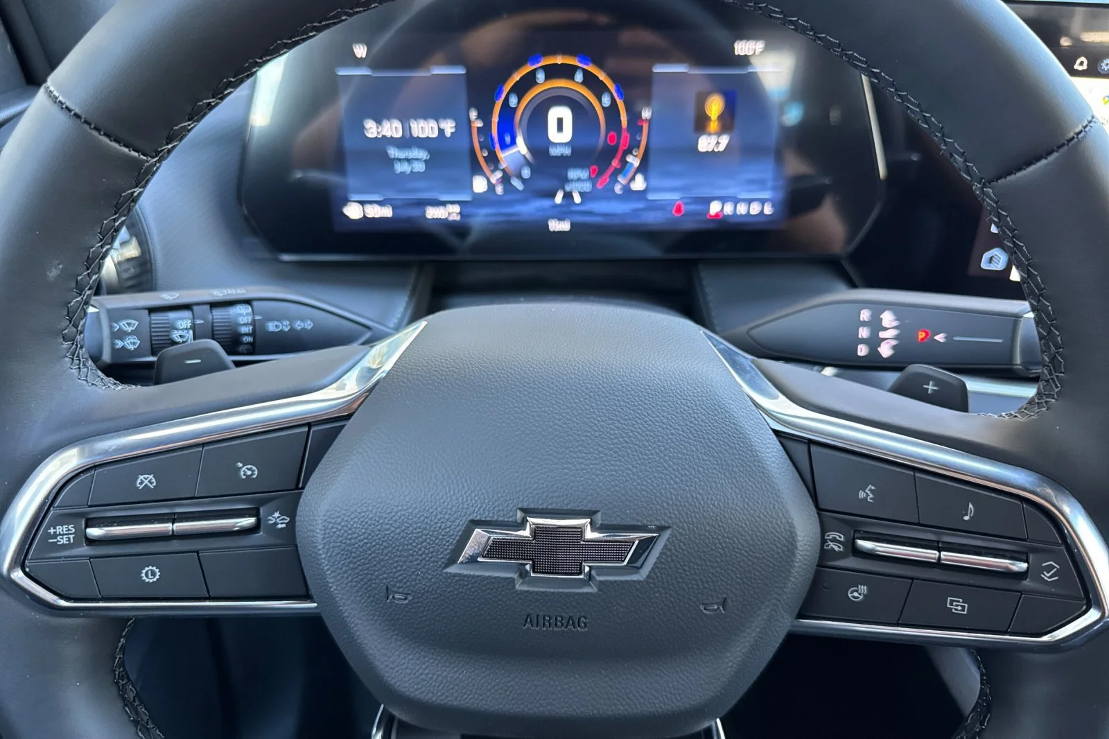 New 2027 Sterling Gray Metallic Chevrolet LT image 23