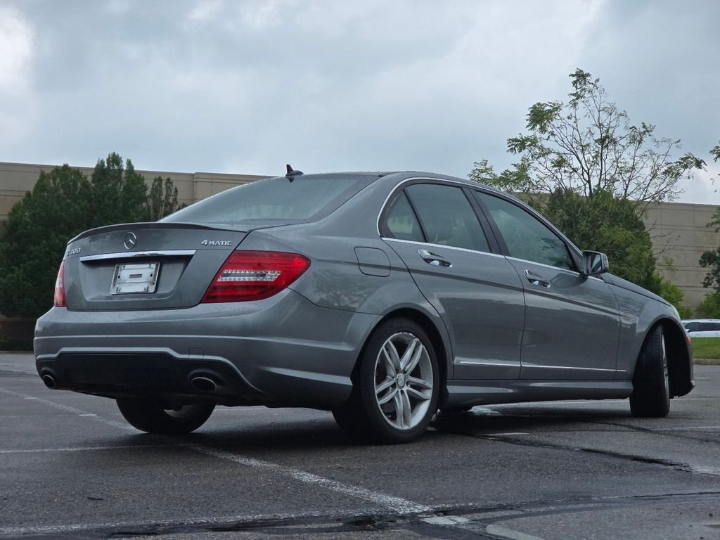 Used 2013  Mercedes-Benz C 300 image 14