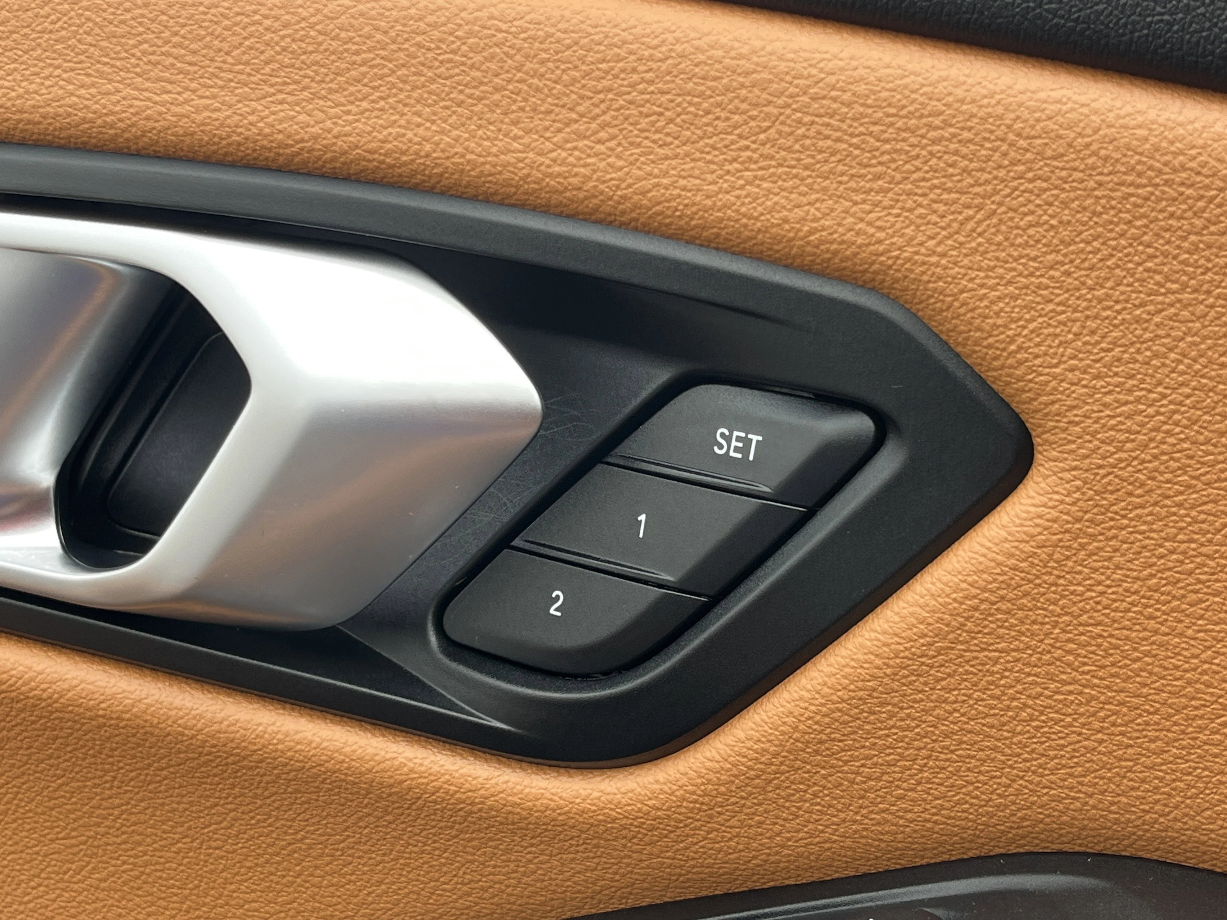 2025 BMW 3 Series 330i - Photo 16