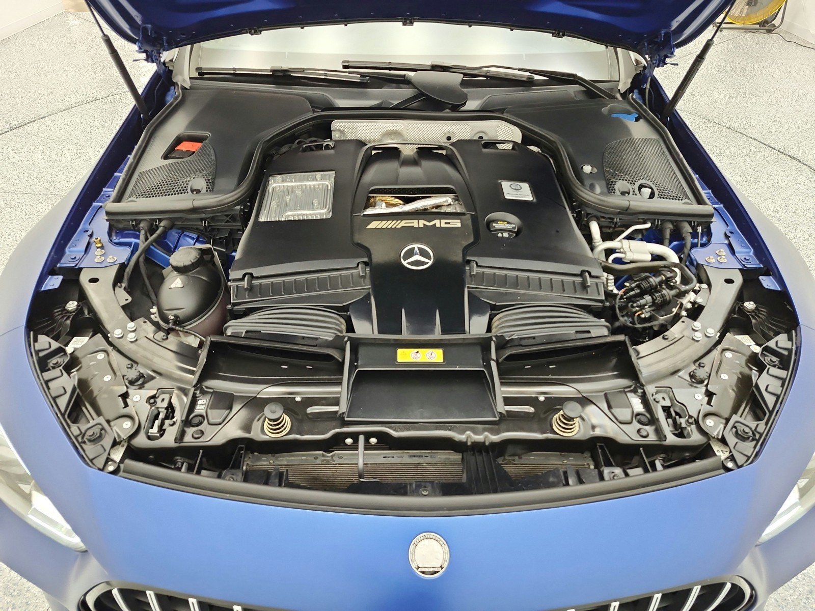 Certified Used 2024 MANUFAKTUR Starling Blue Magno Mercedes-Benz AMG® GT 63 4-Door Coupe image 14