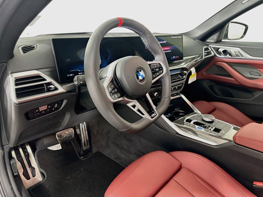 New 2026 White Metallic BMW M60 image 9