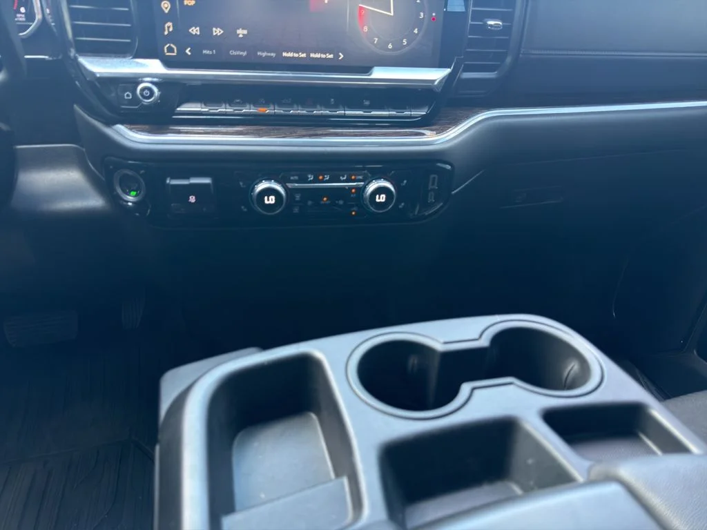 2024 GMC Sierra 1500 Elevation - Photo 15