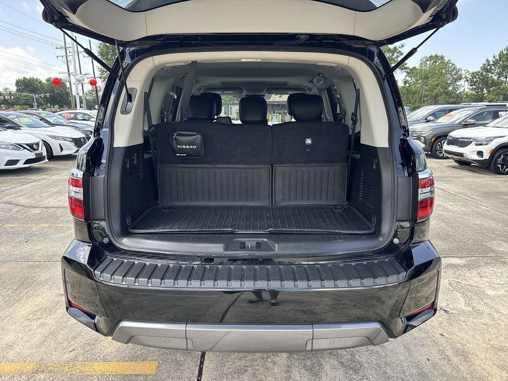 Used 2022 Black Nissan SL image 22