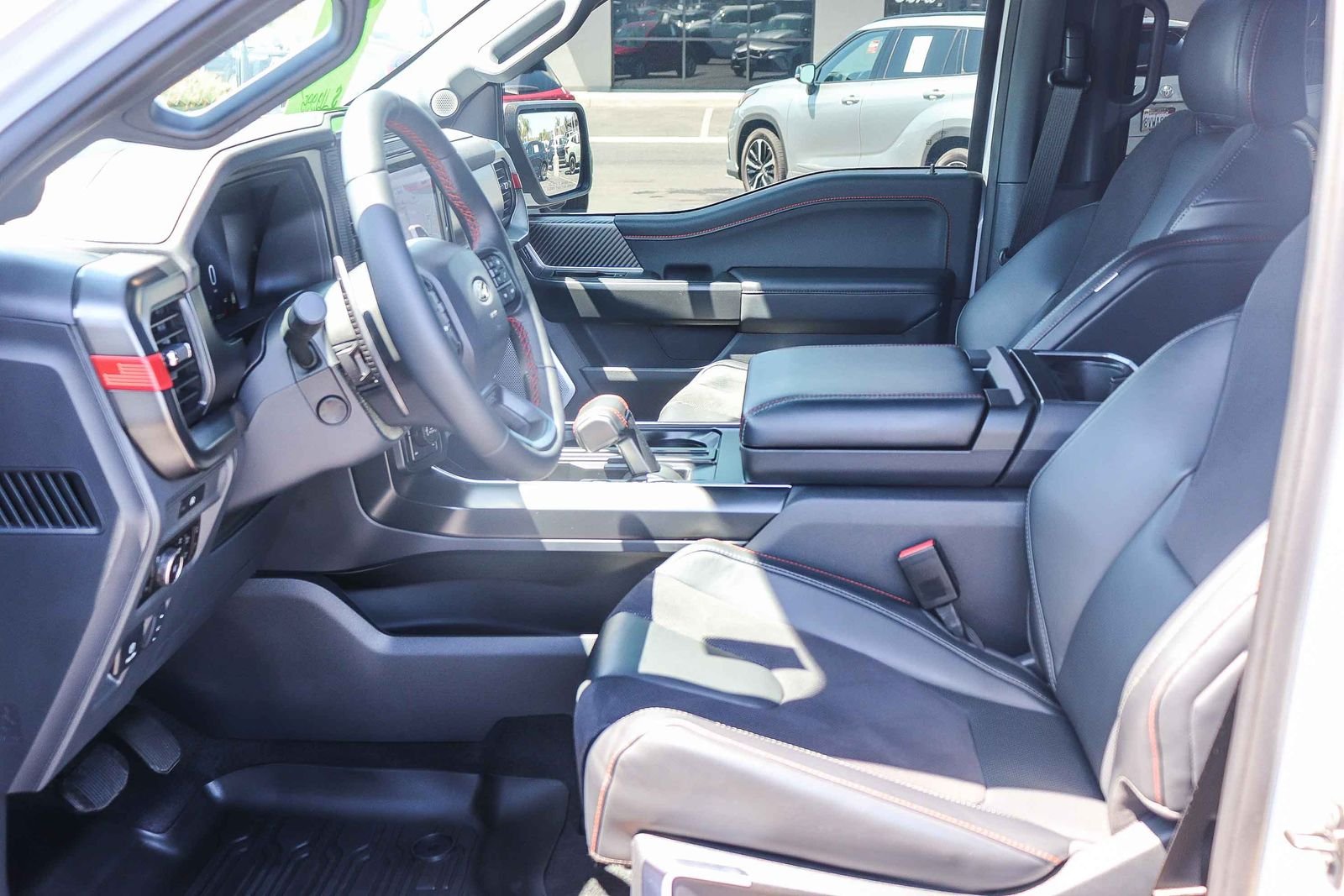 Used 2025 White Metallic Ford Raptor image 18