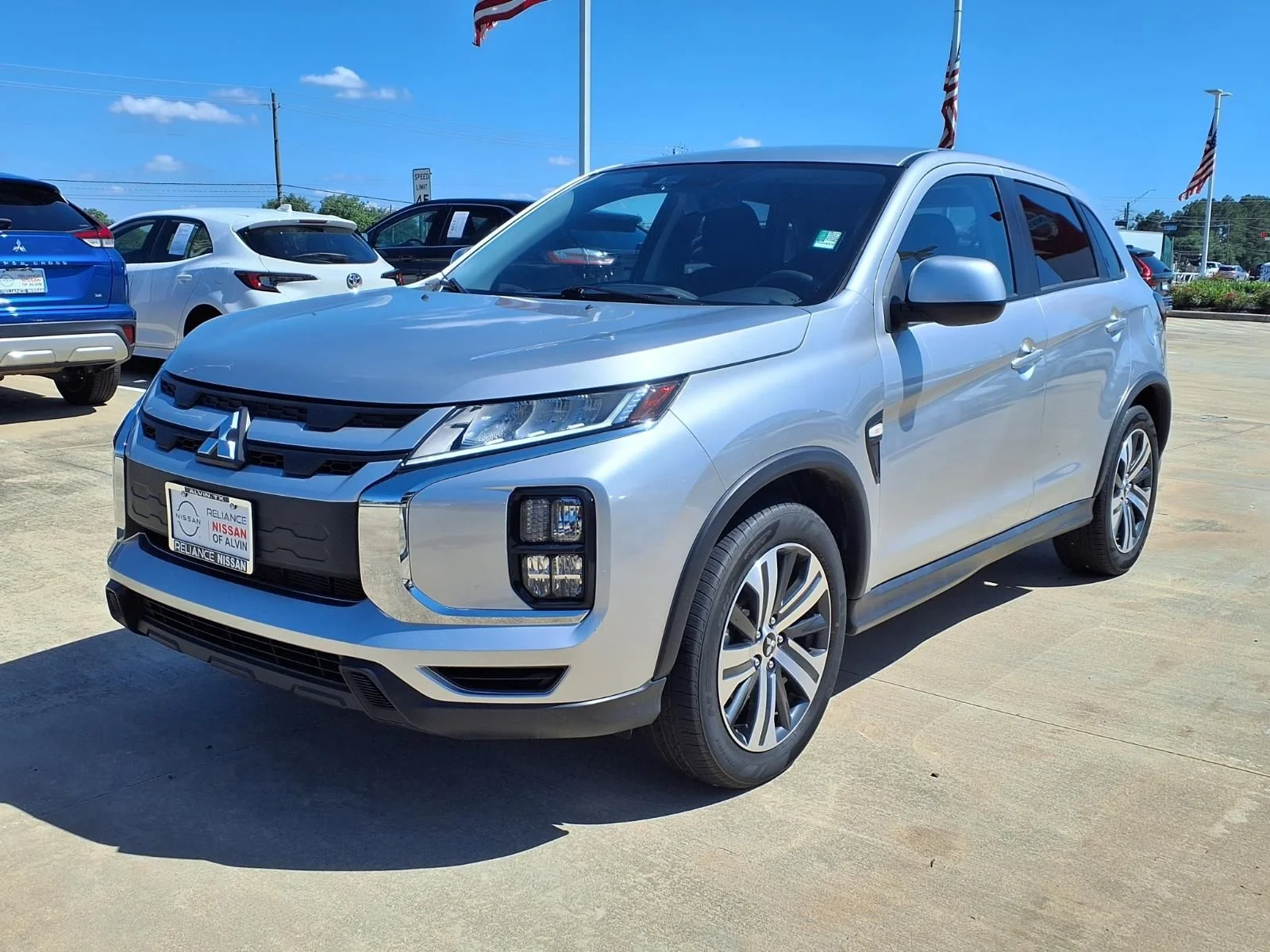 Used 2024 Silver Mitsubishi 2.0 S image 3