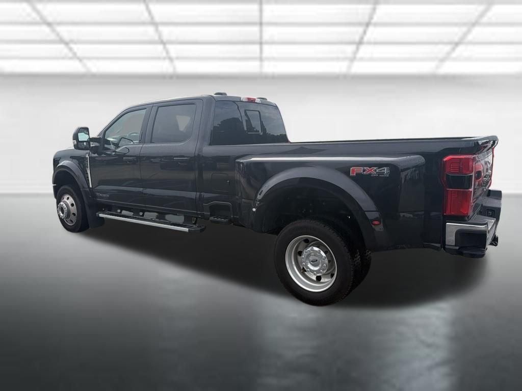 Used 2026 Black Ford XLT image 3