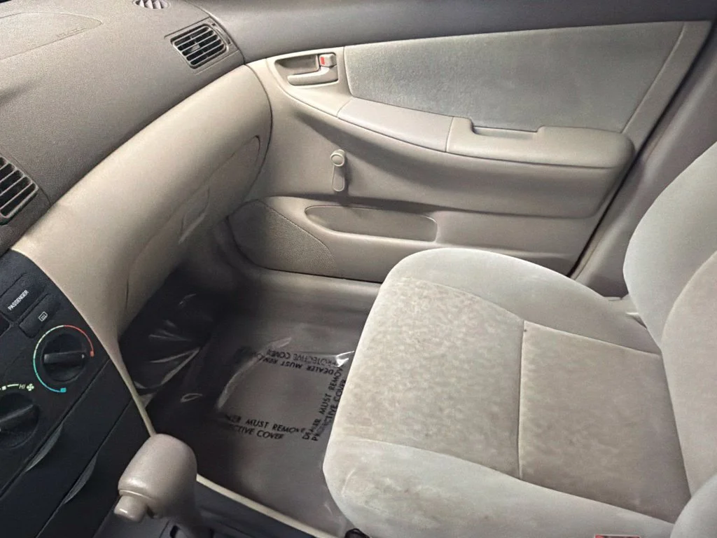 Used 2003 Red Toyota CE image 18