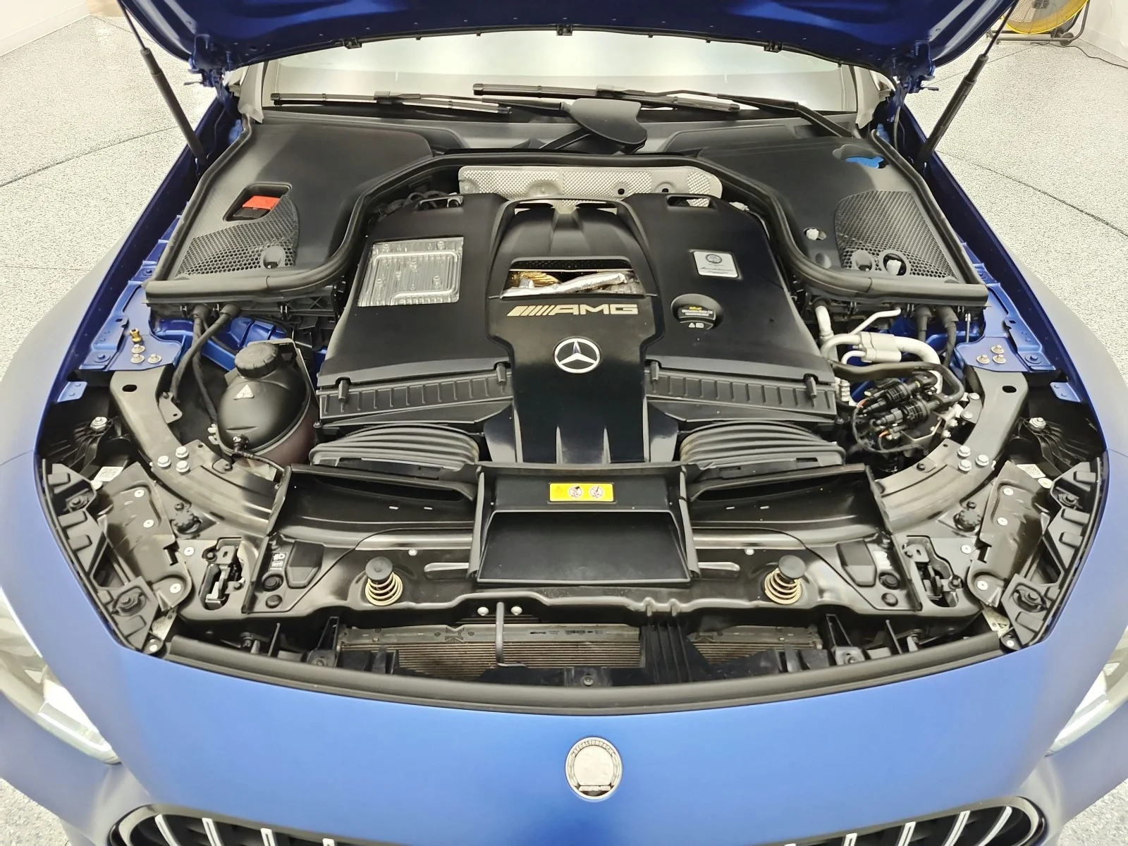 Certified Used 2024 MANUFAKTUR Starling Blue Magno Mercedes-Benz AMG® GT 63 4-Door Coupe image 22