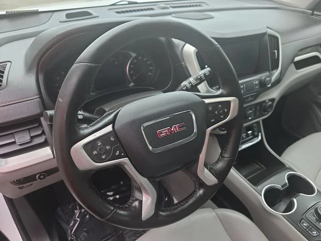 Used 2020 White GMC SLT image 17