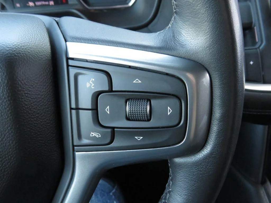 Used 2023 Black Chevrolet LS image 32