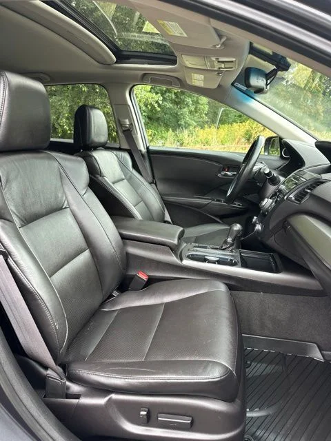 Used 2013 Graphite Luster Metallic Acura Technology Package image 24