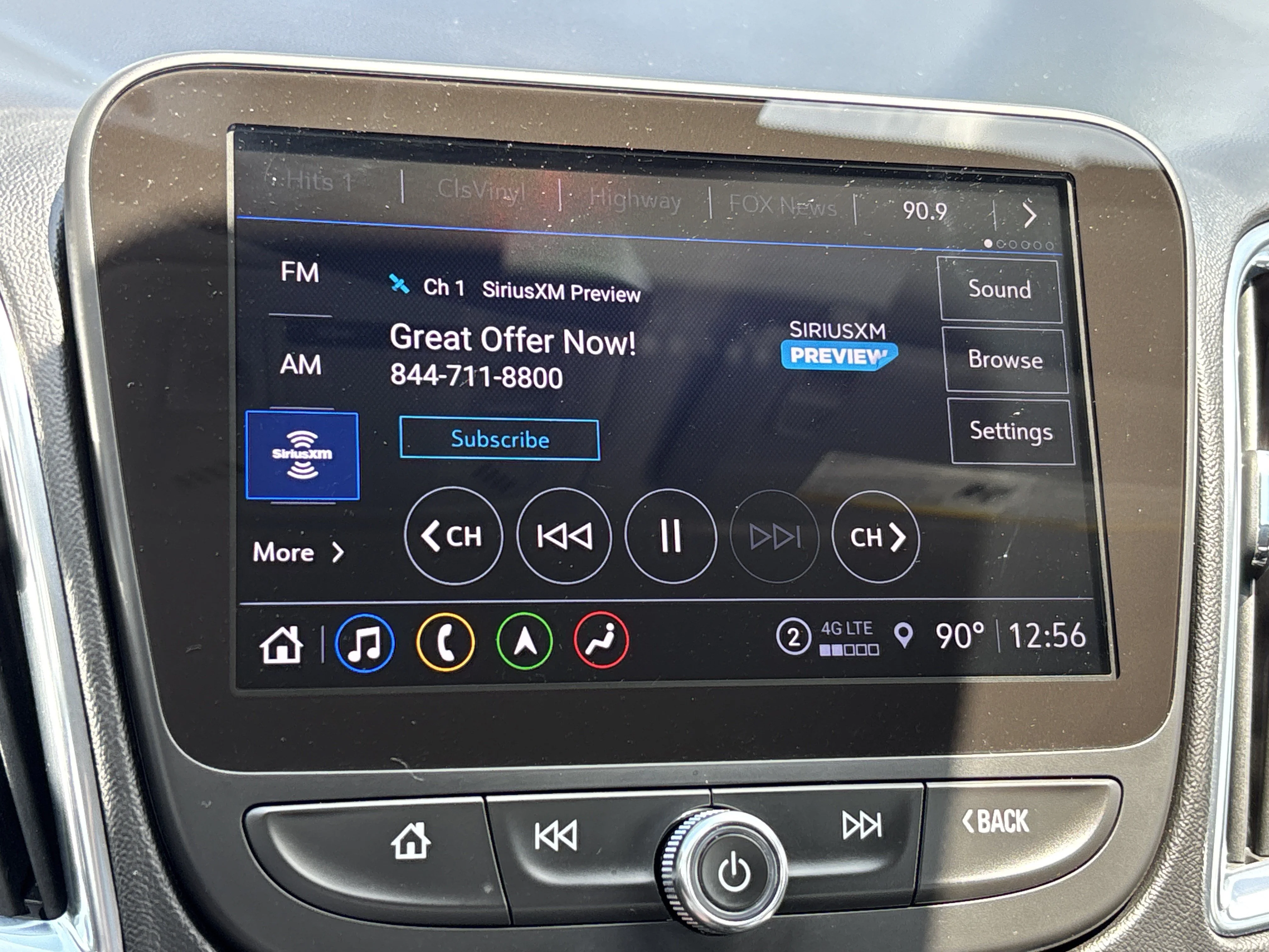 Used 2023 Summit White Chevrolet LT image 29