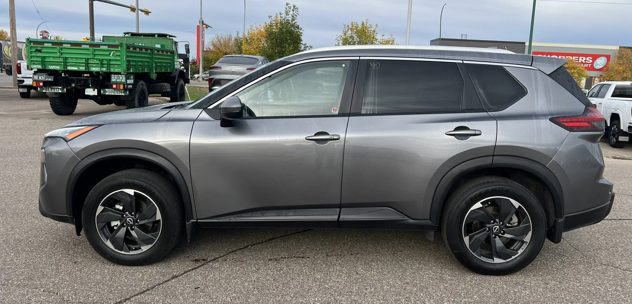 Used 2026 Gray Nissan SV Moonroof AWD image 2