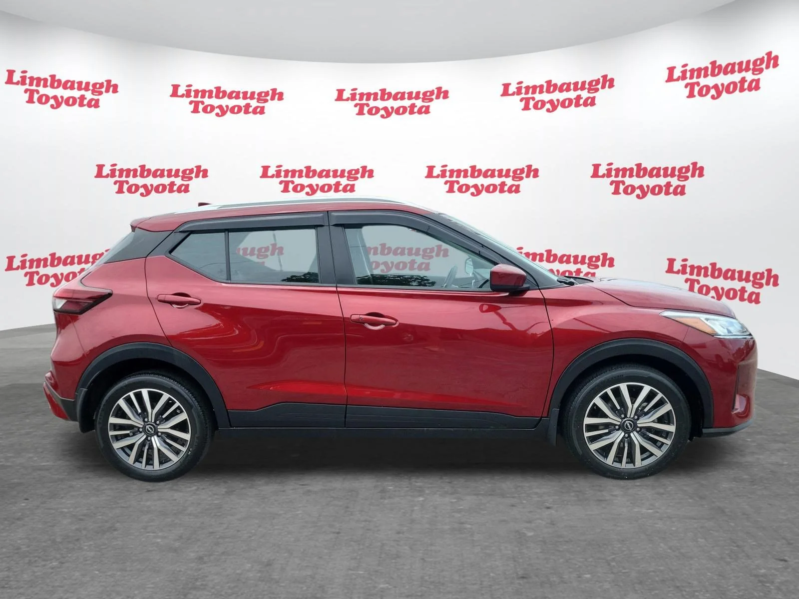 Used 2024 Scarlet Ember Tintcoat Nissan SV image 20
