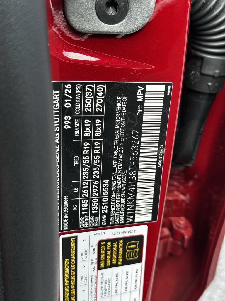 New 2026 MANUFAKTUR Patagonia Red Metallic Mercedes-Benz GLC 300 image 72
