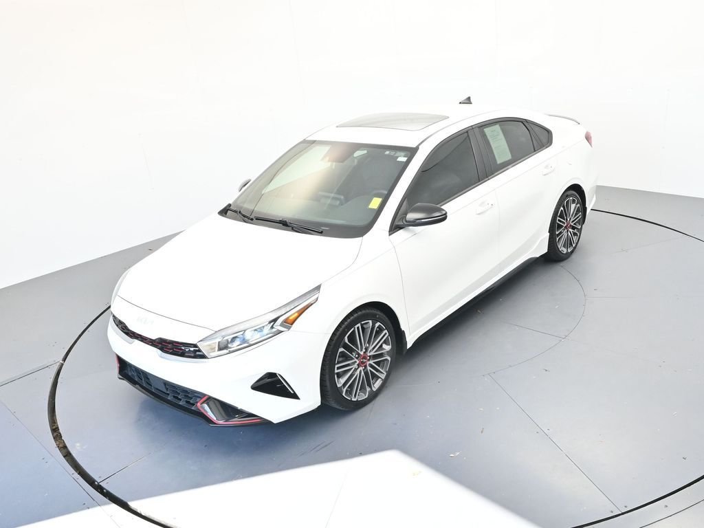 Used 2023 Snow White Pearl Kia GT image 27