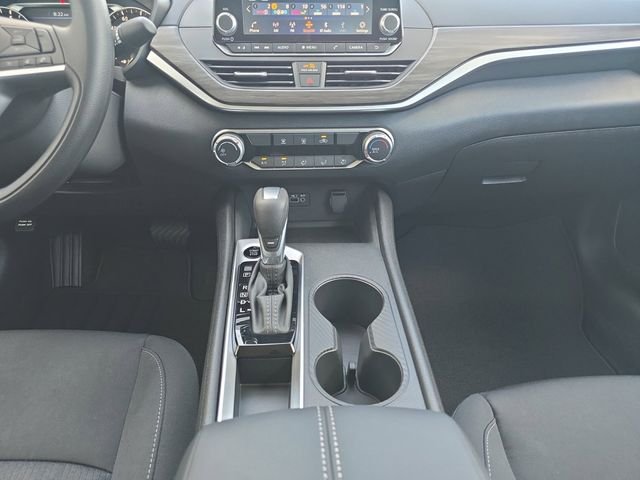 New 2026 Super Black Nissan SV image 3