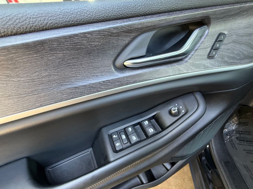 Used 2024 Black Jeep Limited image 11