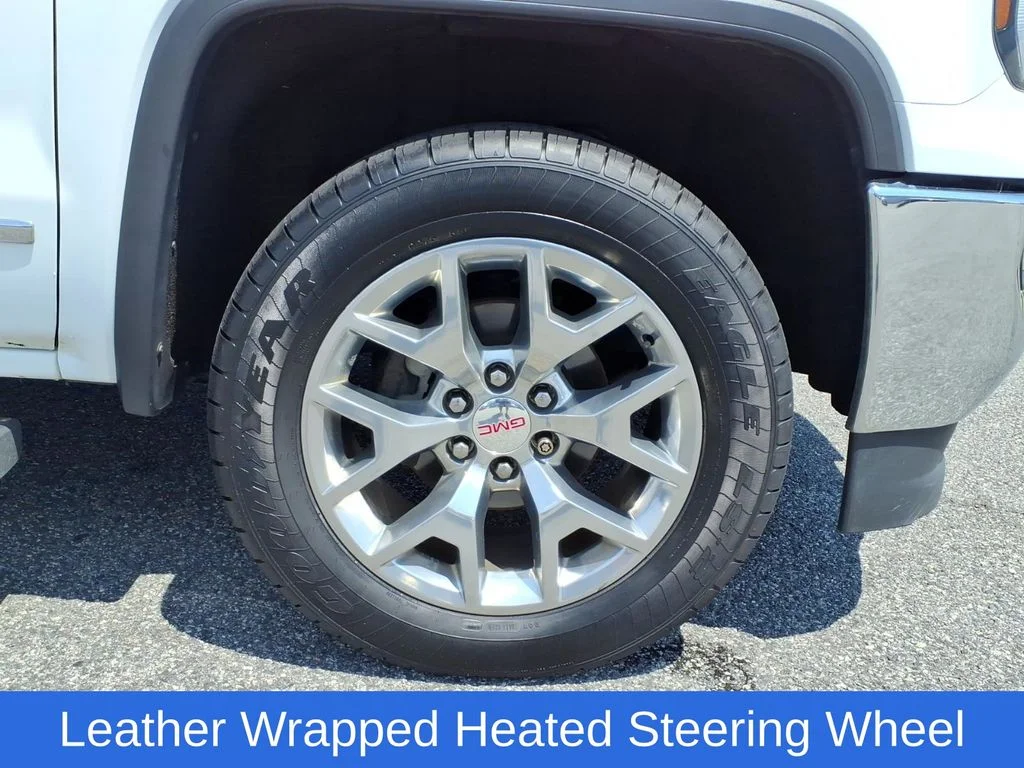 Used 2018 White GMC SLT image 35