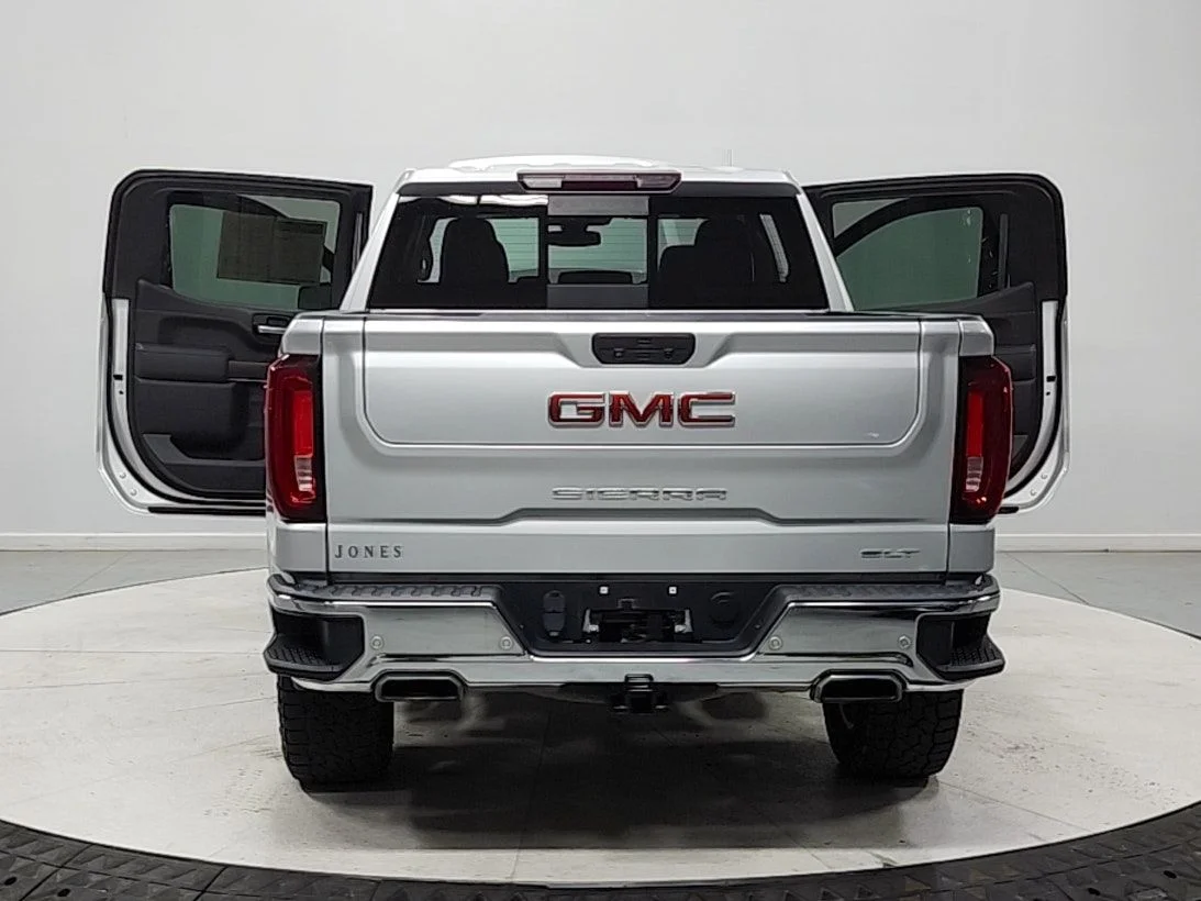 Used 2021 Quicksilver Metallic GMC SLT image 14
