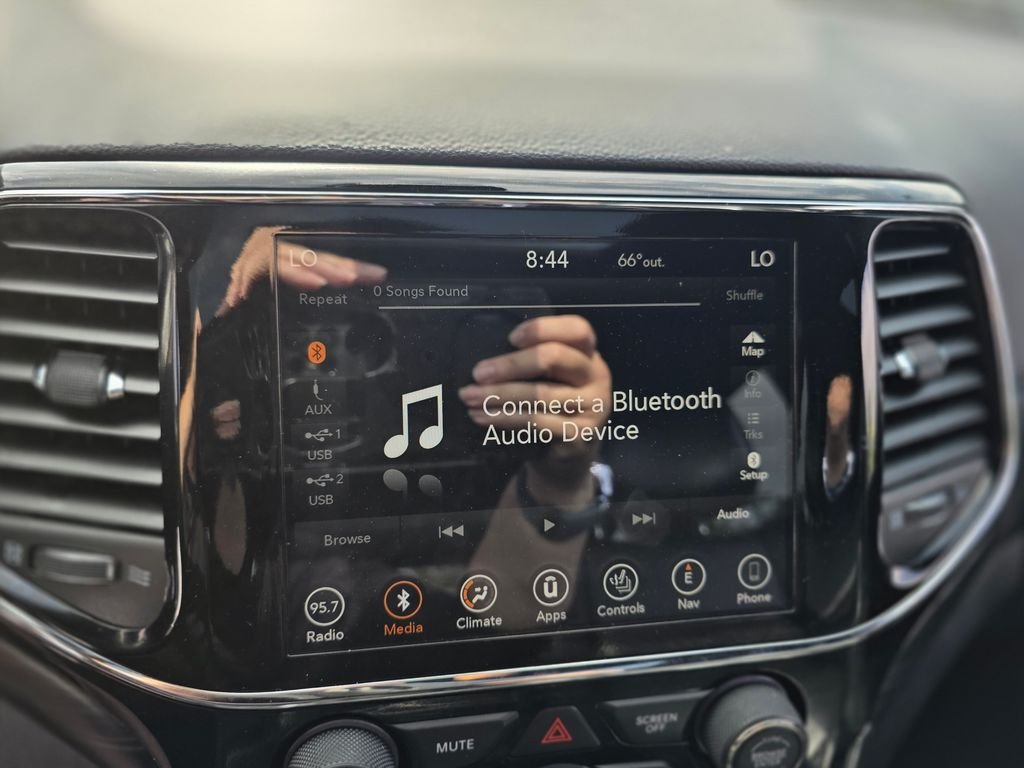 2019 Jeep Grand Cherokee Altitude - Photo 30