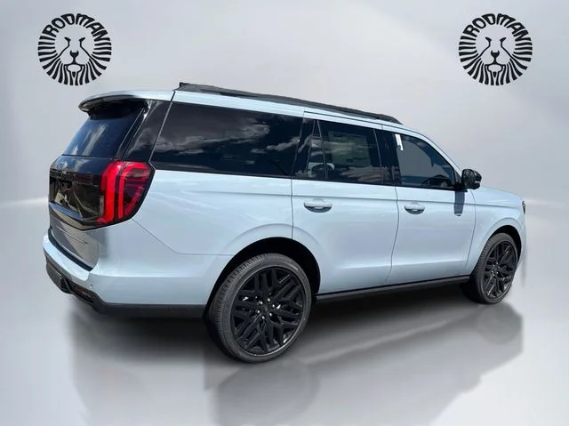 New 2026 Glacier Gray Metallic Tri-Coat Ford Platinum® image 5