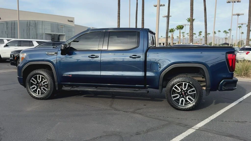 Used 2020 Blue GMC AT4 image 7