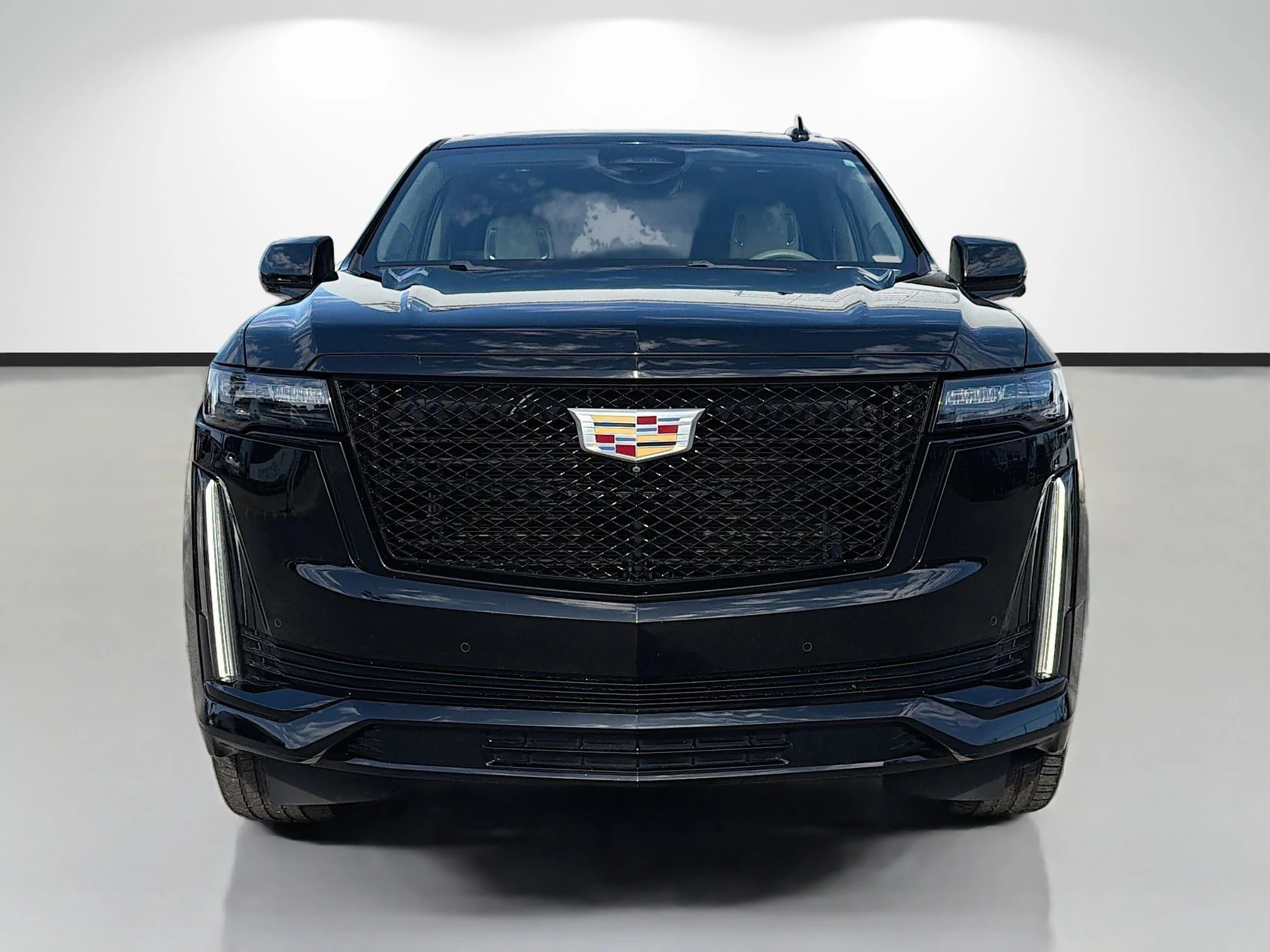 Used 2022 Black Raven Cadillac Sport Platinum image 8