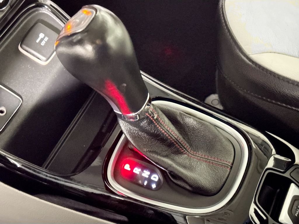 Used 2021 Red Jeep Limited image 17