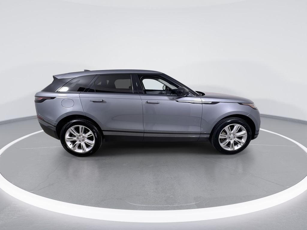 Certified Used 2025 Gray Land Rover S image 9