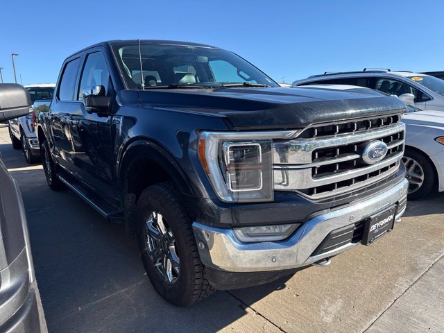 Used 2021  Ford Lariat image 1