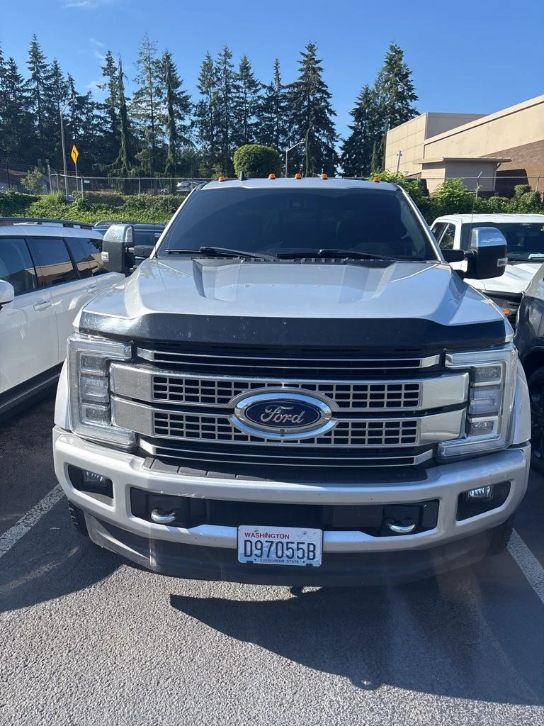 2019 Ford F-450 Platinum 4x4 Crew Cab 8' Box DRW's photo