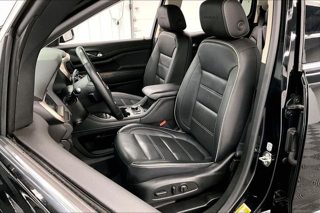 Used 2023 Ebony Twilight Metallic GMC Denali image 24