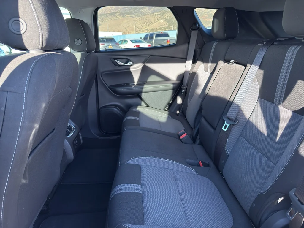 Used 2025 Sterling Gray Metallic Chevrolet 2LT image 13