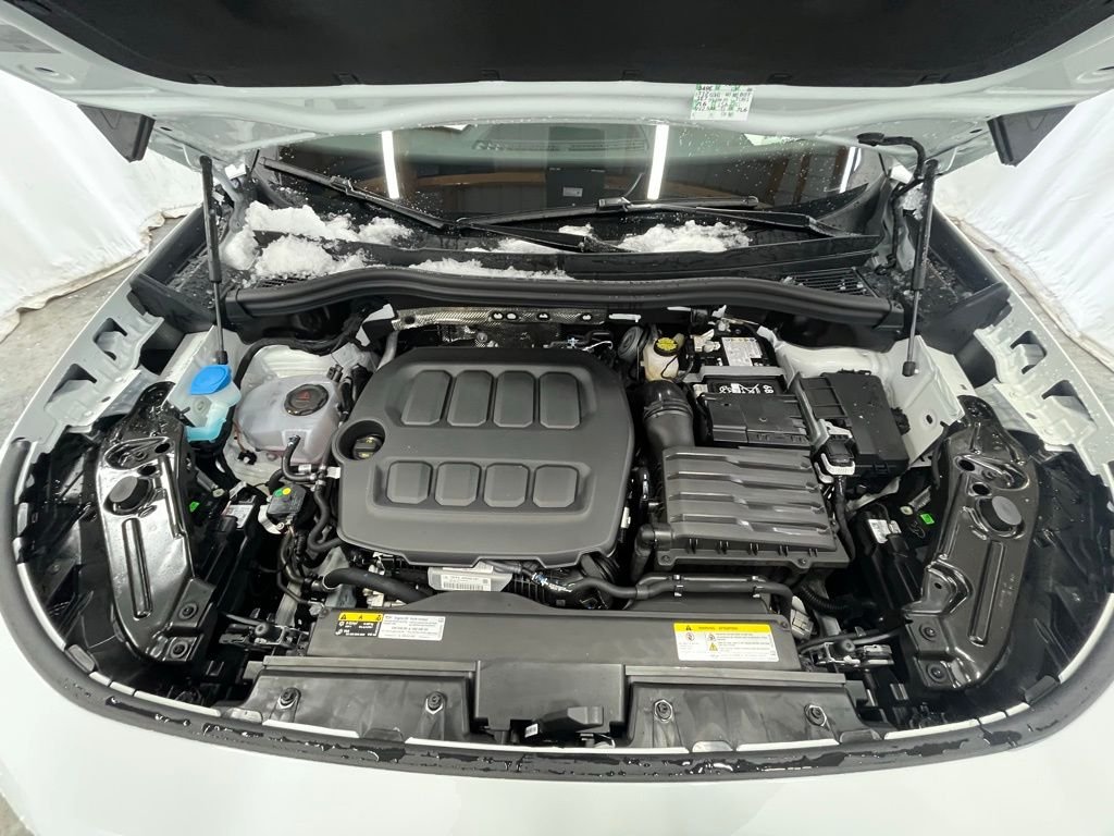 New 2026 White/off-white Volkswagen 2.0T SE image 29